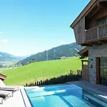 Zaglgut Hotel-chalets, Exclusive And With Air Conditioning, Panoramic Views & Summer Card Included Kaprun