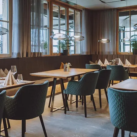 Bergdorf Hotel Zaglgut - Ski In&Ski Out 4* Kaprun