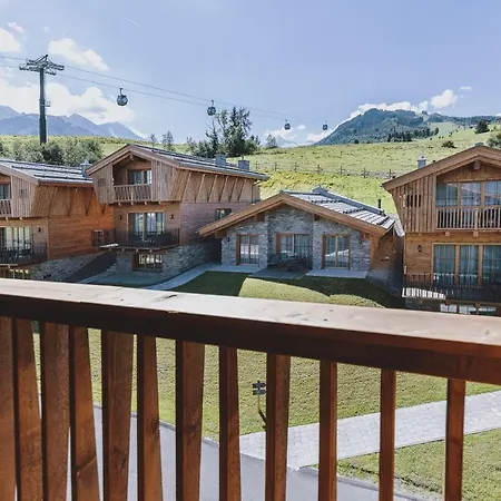 Zaglgut Hotel-chalets, Exclusive And With Air Conditioning, Panoramic Views & Summer Card Included Kaprun