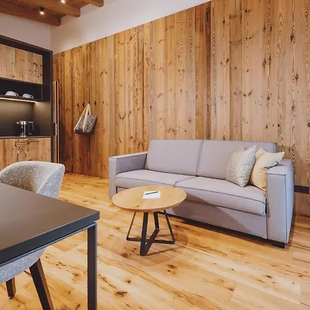 Zaglgut Hotel-chalets, Exclusive And With Air Conditioning, Panoramic Views & Summer Card Included Otel 4*