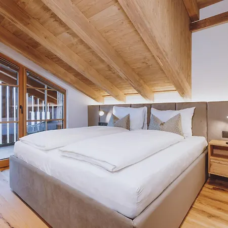 Zaglgut Hotel-chalets Wellness & Views With Summer Card Included