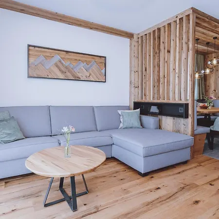 Bergdorf Hotel Zaglgut - Ski In&Ski Out Hotel 4*