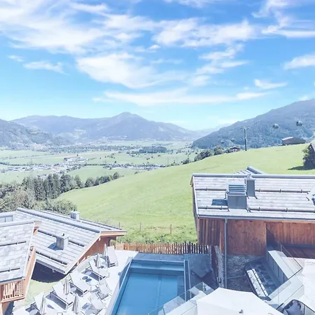 Zaglgut Hotel-chalets, Exclusive And With Air Conditioning, Panoramic Views & Summer Card Included ホテル 4*