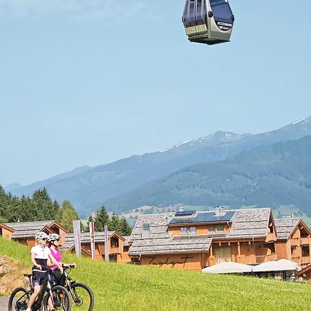 Zaglgut Premium Hotel & Chalets, Zell Am See-Kaprun - Wellness & Infinity Pool, Air Conditioning, Panoramic Views & Summer Card Included מלון קפרון