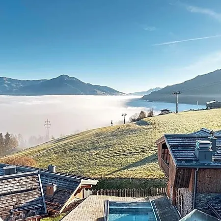 מלון Zaglgut Premium Hotel & Chalets, Zell Am See-Kaprun - Wellness & Infinity Pool, Air Conditioning, Panoramic Views & Summer Card Included 4*