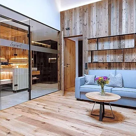 Zaglgut Premium Hotel & Chalets, Zell Am See-Kaprun - Wellness & Infinity Pool, Air Conditioning, Panoramic Views & Summer Card Included Hotell Kaprun