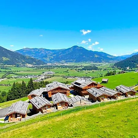 Zaglgut Premium Hotel & Chalets, Zell Am See-Kaprun - Wellness & Infinity Pool, Air Conditioning, Panoramic Views & Summer Card Included מלון 4*