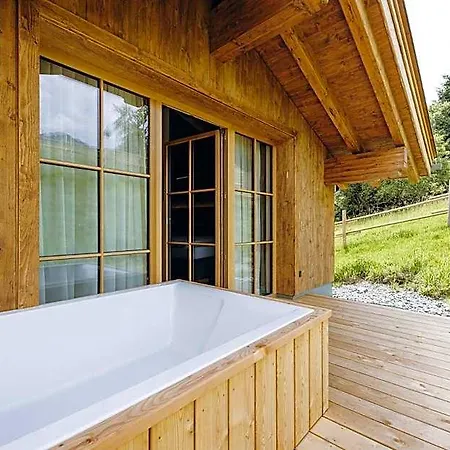 Zaglgut Premium Hotel & Chalets, Zell Am See-Kaprun - Wellness & Infinity Pool, Air Conditioning, Panoramic Views & Summer Card Included Hotell Kaprun