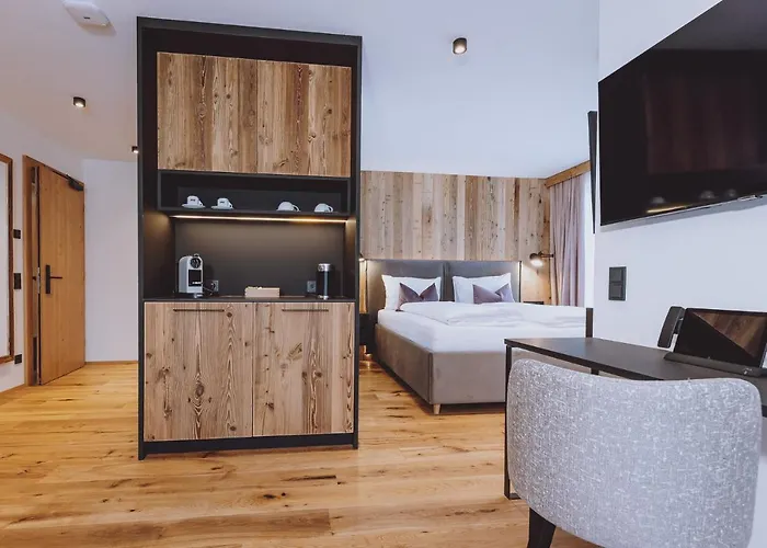 Zaglgut Hotel-chalets, Exclusive And With Air Conditioning, Panoramic Views & Summer Card Included Ξενοδοχείο Kaprun