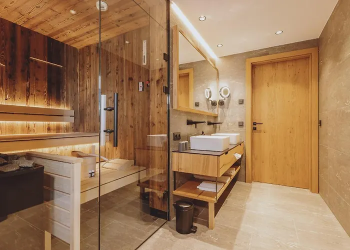 Zaglgut Hotel-chalets, Exclusive And With Air Conditioning, Panoramic Views & Summer Card Included 4* Kaprun