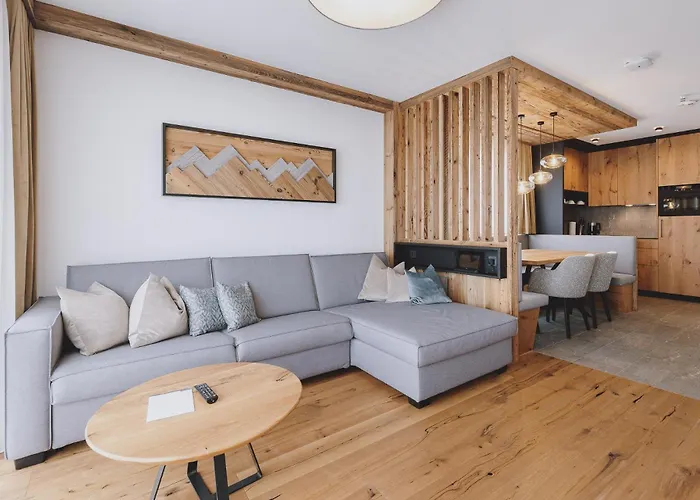 Zaglgut Hotel-chalets, Exclusive And With Air Conditioning, Panoramic Views & Summer Card Included Ξενοδοχείο