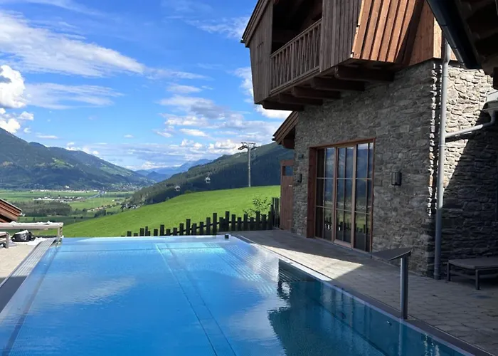 ホテル Zaglgut Hotel-chalets, Exclusive And With Air Conditioning, Panoramic Views & Summer Card Included カプルーン